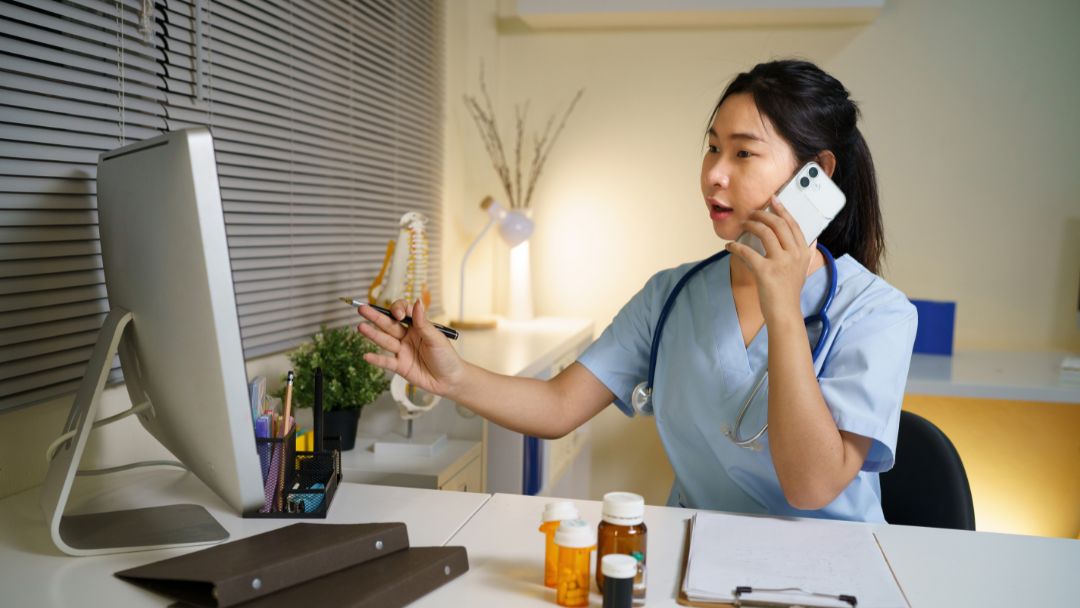 Pharmacist discussing TikTok health trends and wellness advice
