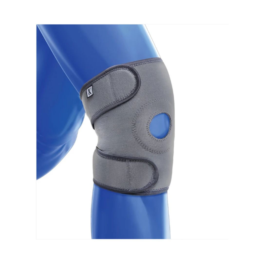 Kedley Neoprene Knee Support on Mannequin