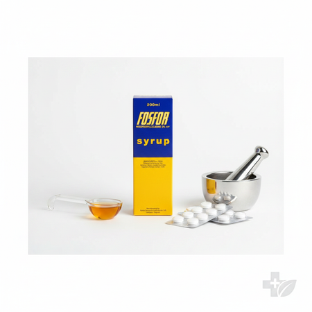 Fosfor Syrup  with a white background and a pestle and mortar